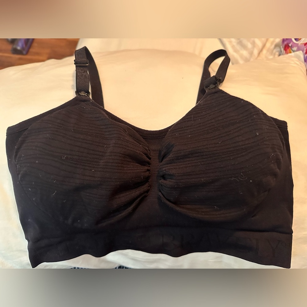 Kindred Bravely hands free pumping/nursing bra